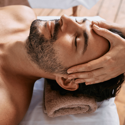 Professional male massage therapy for men in Delhi